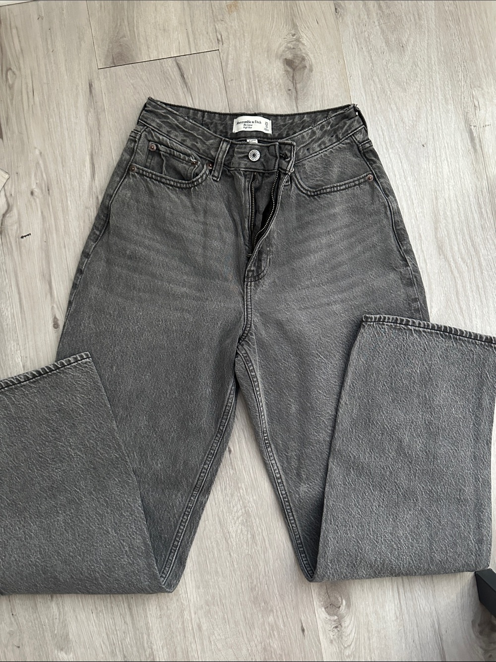 Abercrombie & Fitch High-Rise Straight Leg Jeans in Washed Black